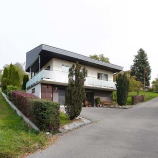 Einfamilienhaus in Hanglage - Sulz - Amann Immobilien