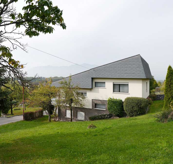 Einfamilienhaus in Hanglage - Sulz - Amann Immobilien