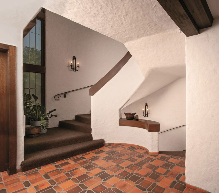 Villa in Röthis - Aufgang ins OG - Amann Immobilien