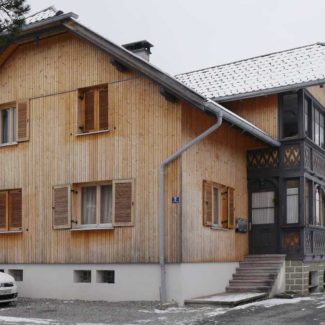Mehrfamilienhaus Mietshaus mit 3 Wohnungen in Nenzing - Amann Immobilien