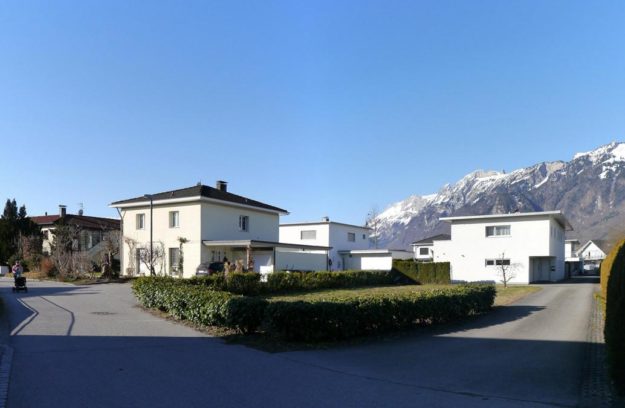 Kleiner Baugrund ruhige und sonnige Lage in Feldkirch-Bangs - Amann Immobilien