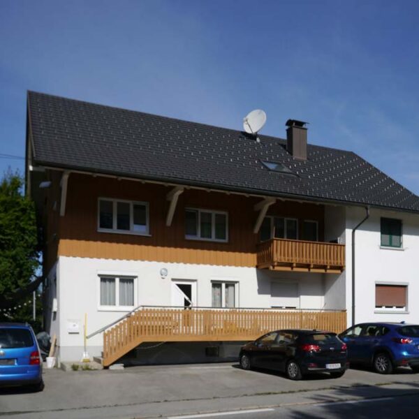 Haus mit 6 Wohnungen für Investoren