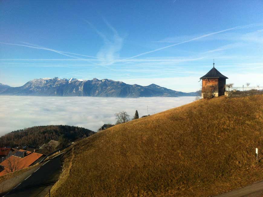 Gasthof/Pension - einzigartige Lage mit herrlichem Panoramablick - Viktorsberg - Schweizer Berge im Hintergrund - Amann Immobilien