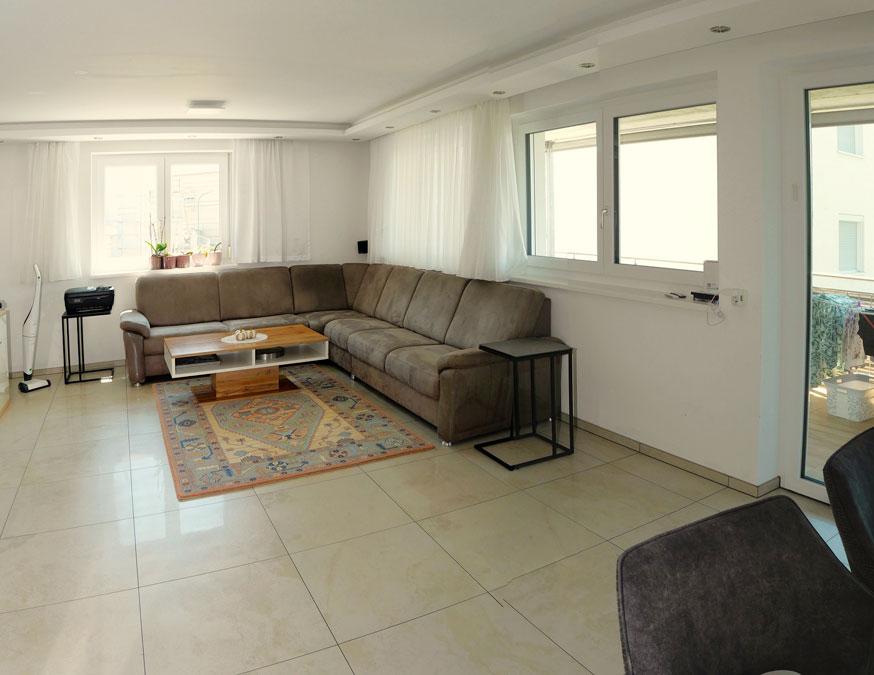 Großzügige und sehr gepflegte 4-Zimmer-Wohnung in Rankweil - Wohnzimmer - Amann Immobilien