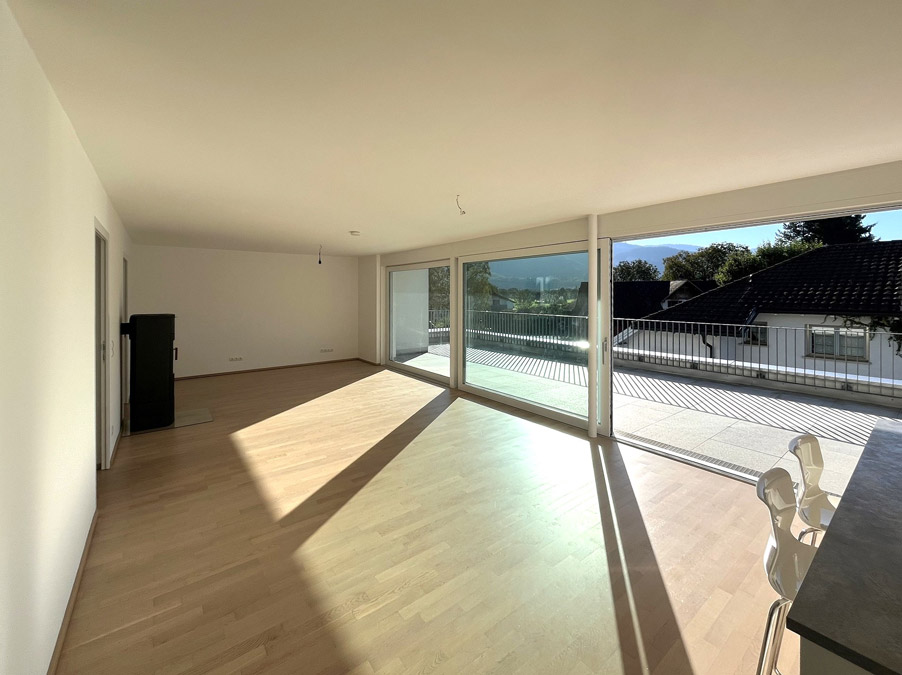 Attraktive, neuwertige 3-Zimmer-Dachterrassenwohnung in Götzis - 45 m2 für Wohnen/Essen/Kochen - Amann Immobilien