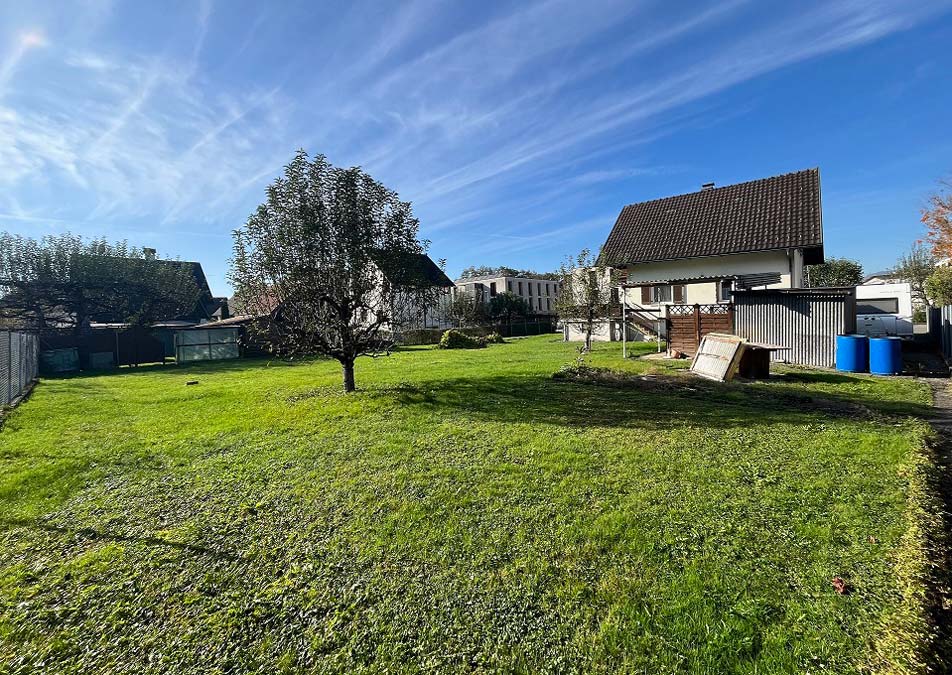 Grundstück in Hohenems mit 977 m2 - beliebig teilbar - Die Abbruchkosten trägt der VK - Amann Immobilien