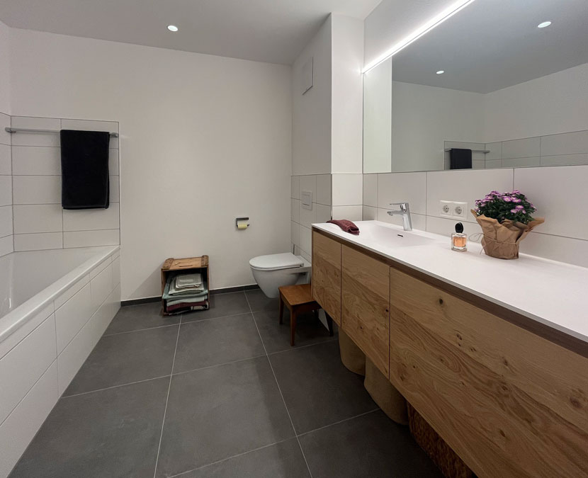 Super 3-Zi-Gartenwohnung in Göfis - modernes Bad plus 2. WC - Amann Immobilien