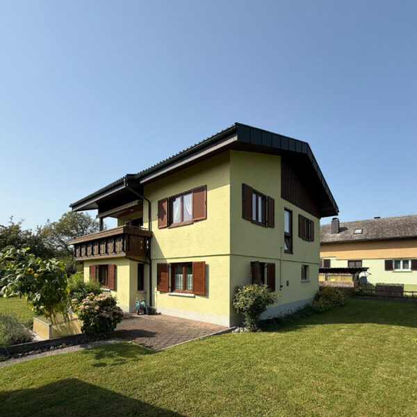 Einfamilienhaus mit großem Garten in Meiningen - Südostansicht - Amann Immobilien
