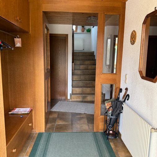 Einfamilienhaus mit großem Garten in Meiningen - Eingang - Amann Immobilien