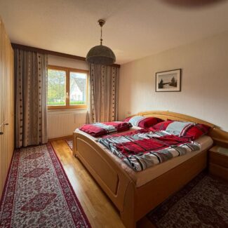 Einfamilienhaus mit großem Garten in Meiningen - Schlafzimmer OG - Amann Immobilien