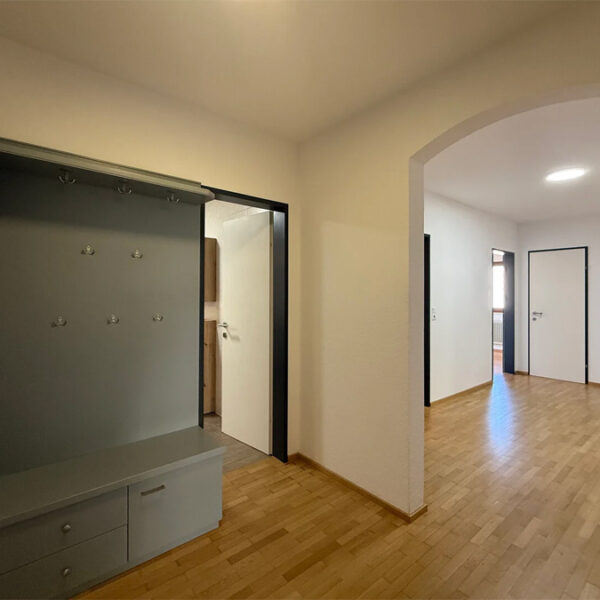 4-Zimmer-Wohnung mit 106 m2 in Sulz - Garderobe - Amann Immobilien