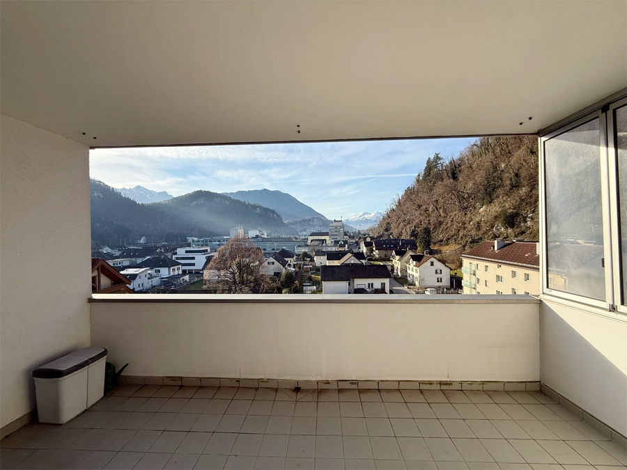 4-Zimmer-Wohnung mit Aussicht in Feldkirch Levis - Balkon - Amann Immobilien
