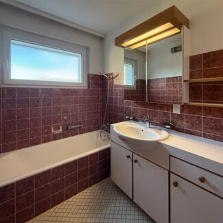 4-Zimmer-Wohnung mit Aussicht in Feldkirch Levis - Badezimmer - Amann Immobilien