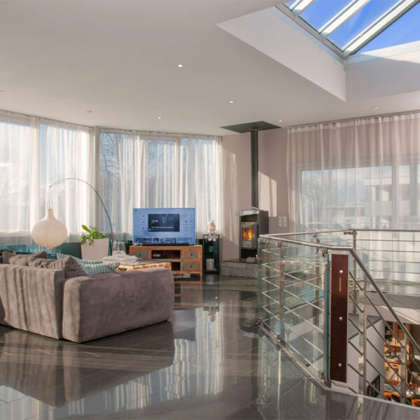 Modernes Wohnen und Arbeiten in einem Haus - Weiler - Wohnzimmer - Amann Immobilien