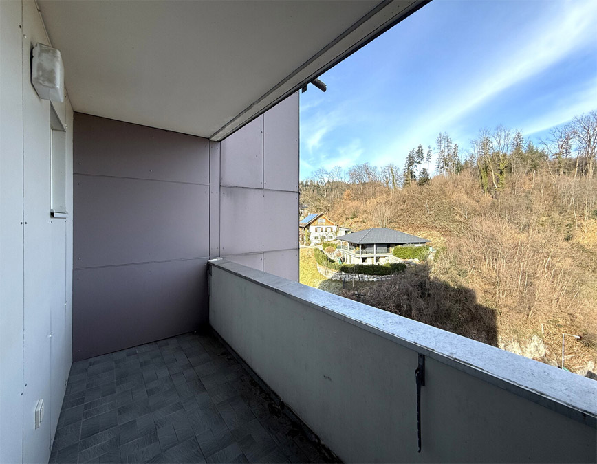 Großzügige 3-Zimmer-Wohnung in Feldkirch-Tosters - Balkon Küche - Amann Immobilien