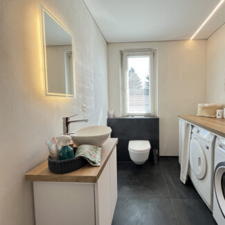 Attraktive 4-Zimmer-Wohnung in Rankweil - WC mit Waschmaschine und Trockner - Amann Immobilien