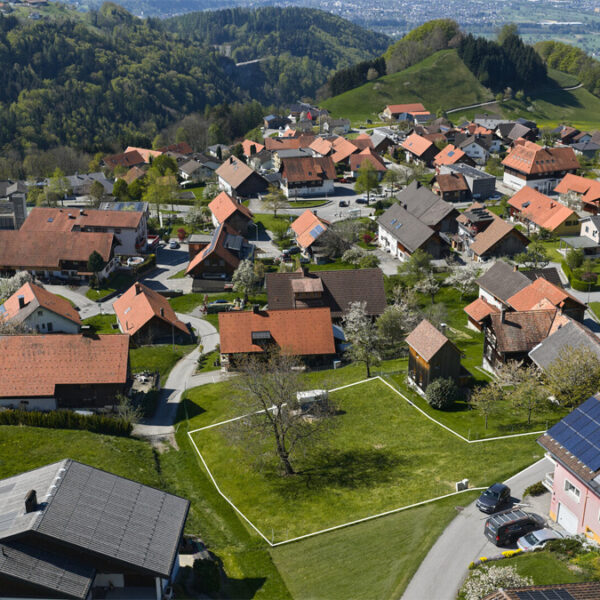 Baugrund mit Panorama in Fraxern - Amann Immobilien