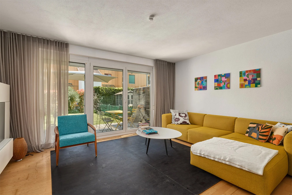 Reihenhaus in Feldkirch in ruhiger Lage am Waldrand - Wohnzimmer - Amann Immobilien