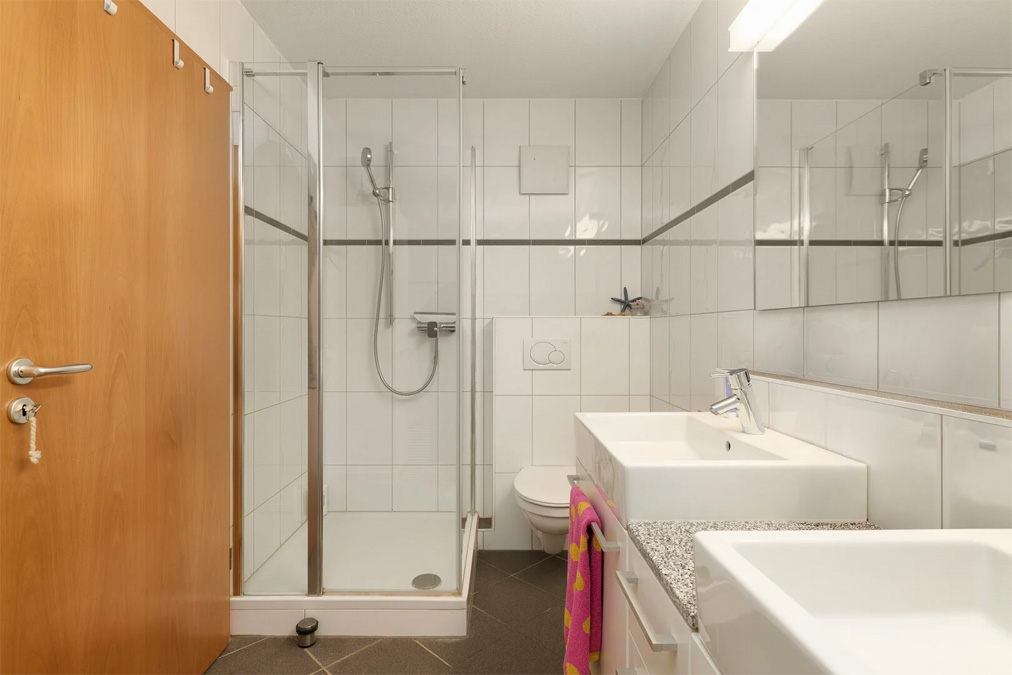 Reihenhaus in Feldkirch in ruhiger Lage am Waldrand - Badezimmer - Amann Immobilien