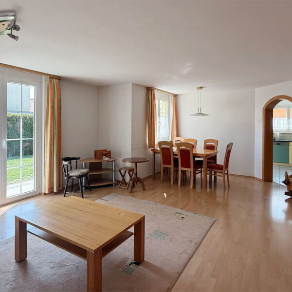 Einfamilienhaus in zentraler Lage in Hohenems - Wohnzimmer - Amann Immobilien
