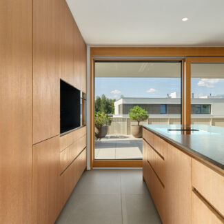 Exklusive Dachgeschosswohnung mit Panoramablick - Designerküche - Sulz - Amann Immobilien