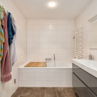 Gepflegte 4-Zi-Gartenwohnung in Lustenau - Badezimmer - Amann Immobilien